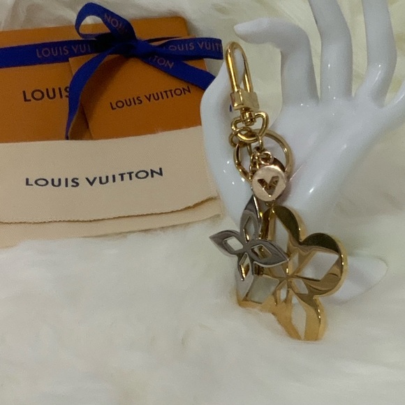 Louis Vuitton Malletage Blossom bag Charm in Pristine condition! And COA - Picture 2 of 6